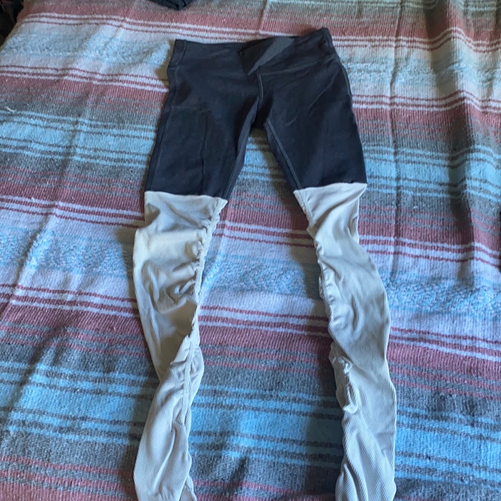 Alo Yoga Goddess Leggings